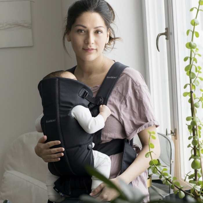 Marsupiu anatomic Mini BabyBjorn, cu pozitii multiple de purtare – Black, Bumbac [2]
