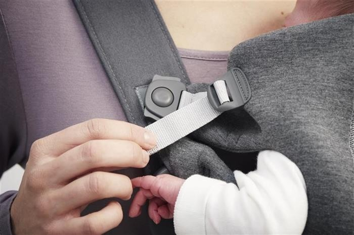 Marsupiu anatomic Mini BabyBjorn, cu pozitii multiple de purtare – Dark Grey, 3D Jersey [14]