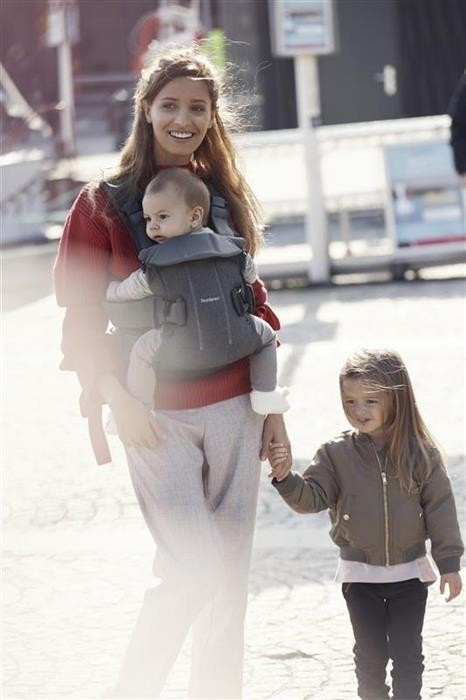 Marsupiu anatomic One BabyBjorn, cu pozitii multiple de purtare - Denim grey, Bumbac [7]