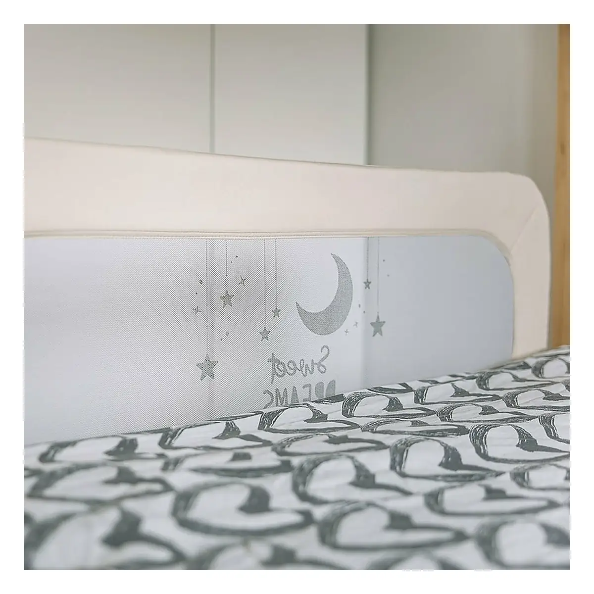 Bariera de protectie pentru pat bebe, Rabatabila, 135 x 57 cm, FreeON, Sweet Dreams, Light Beige [2]