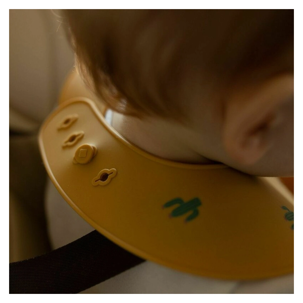 Baveta moale Take&Match, Reglabil, Cu buzunar colector, Silicon, Fara BPA, 6 luni+ Galben* [6]