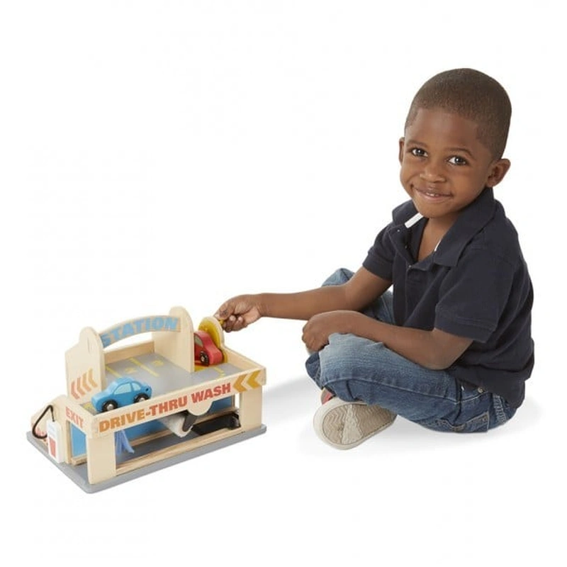 Benzinarie cu garaj Melissa and Doug [4]