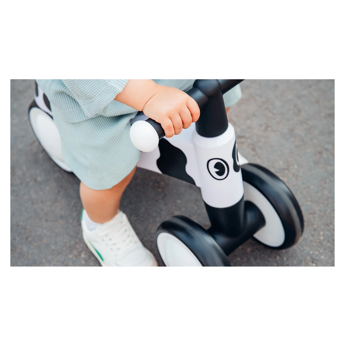 Bicicleta fara pedale, Sammy, Cu 4 roti, Din spuma EVA, Stabila, Manere moi, antiderapante, 12- 36 luni, Greutate maxima suportata 25 kg [24]