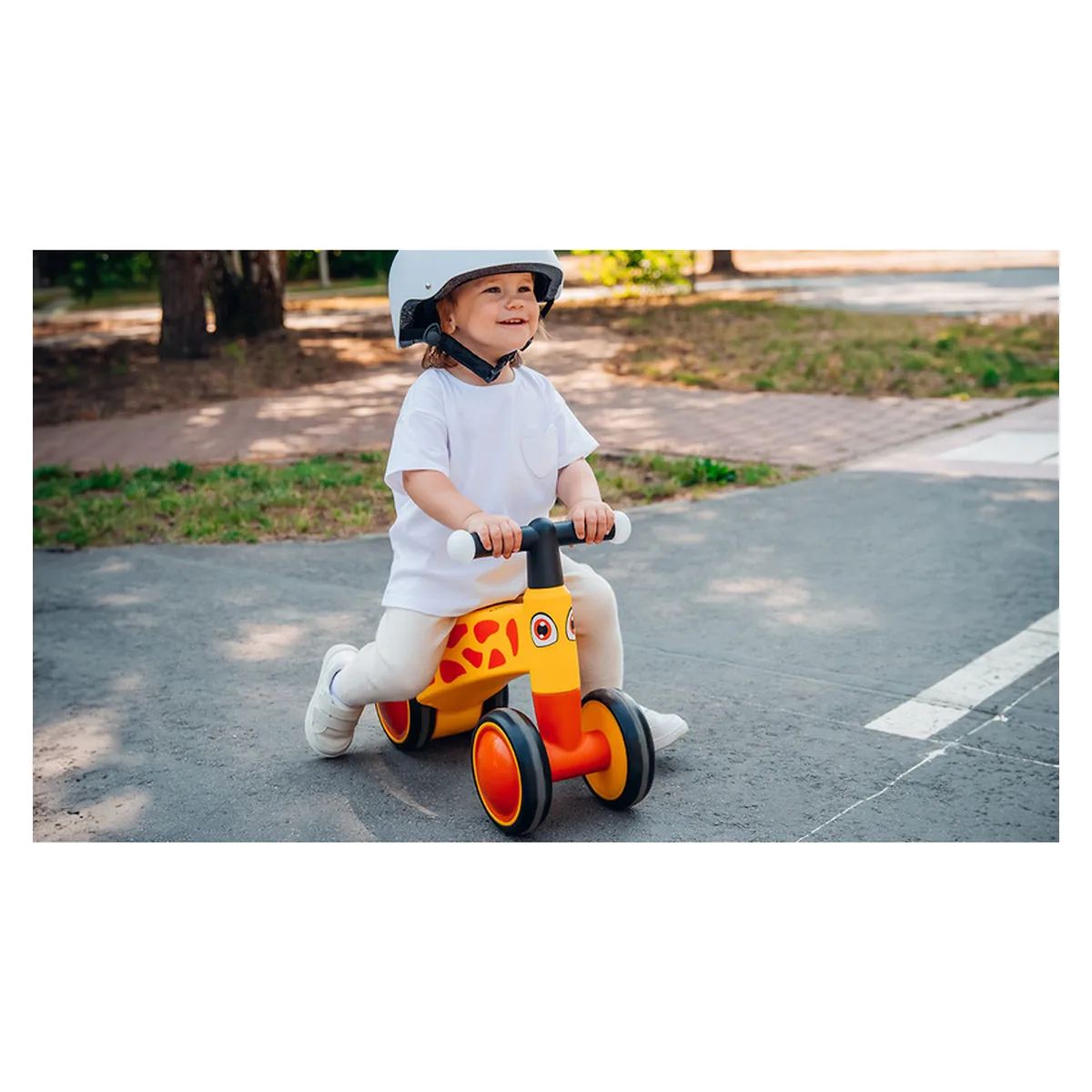 Bicicleta fara pedale, Sammy, Cu 4 roti, Din spuma EVA, Stabila, Manere moi, antiderapante, 12- 36 luni, Greutate maxima suportata 25 kg [17]