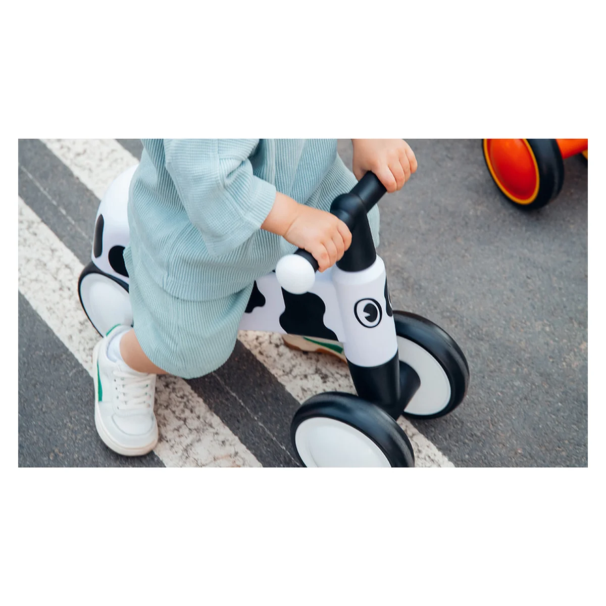 Bicicleta fara pedale, Sammy, Cu 4 roti, Din spuma EVA, Stabila, Manere moi, antiderapante, 12- 36 luni, Greutate maxima suportata 25 kg [21]