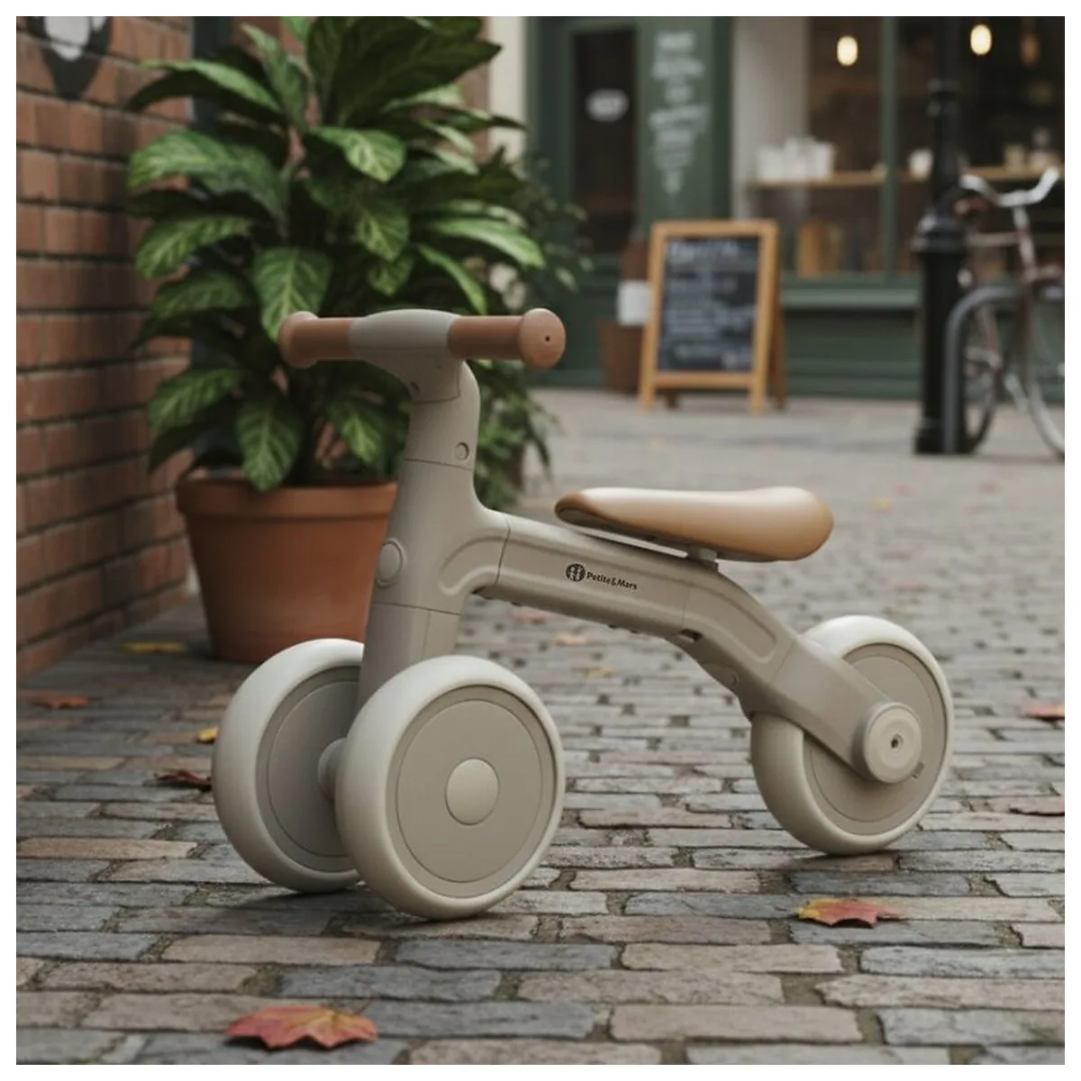 Bicicleta/tricicleta,3 in 1 Petite&Mars, Multifunctionala, Cu/fara pedale, Ghidon directionabil, Sa reglabila pe inaltime, 2.3 kg, Pana la 25 kg, 12-36 luni, Bej [12]