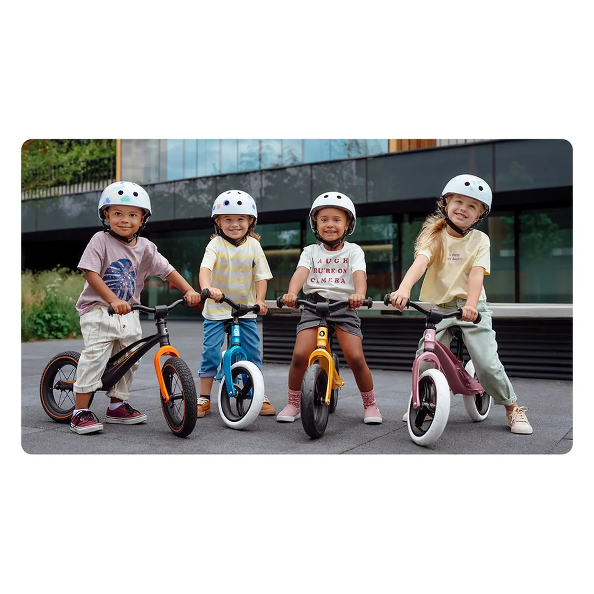 Lionelo - Bicicleta usoara Bart, Fara pedale, Cu cadru din magneziu, Cu ghidon si sa reglabile, Greutate 3 Kg, 12 inch, Conform cu standardul european de securitate EN71, Sky Blue [13]