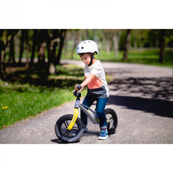 Bicicleta usoara Bart Tour, Fara pedale, Cu cadru din magneziu, Cu ghidon si sa reglabile, Greutate 3.8 Kg, 12 inch [12]