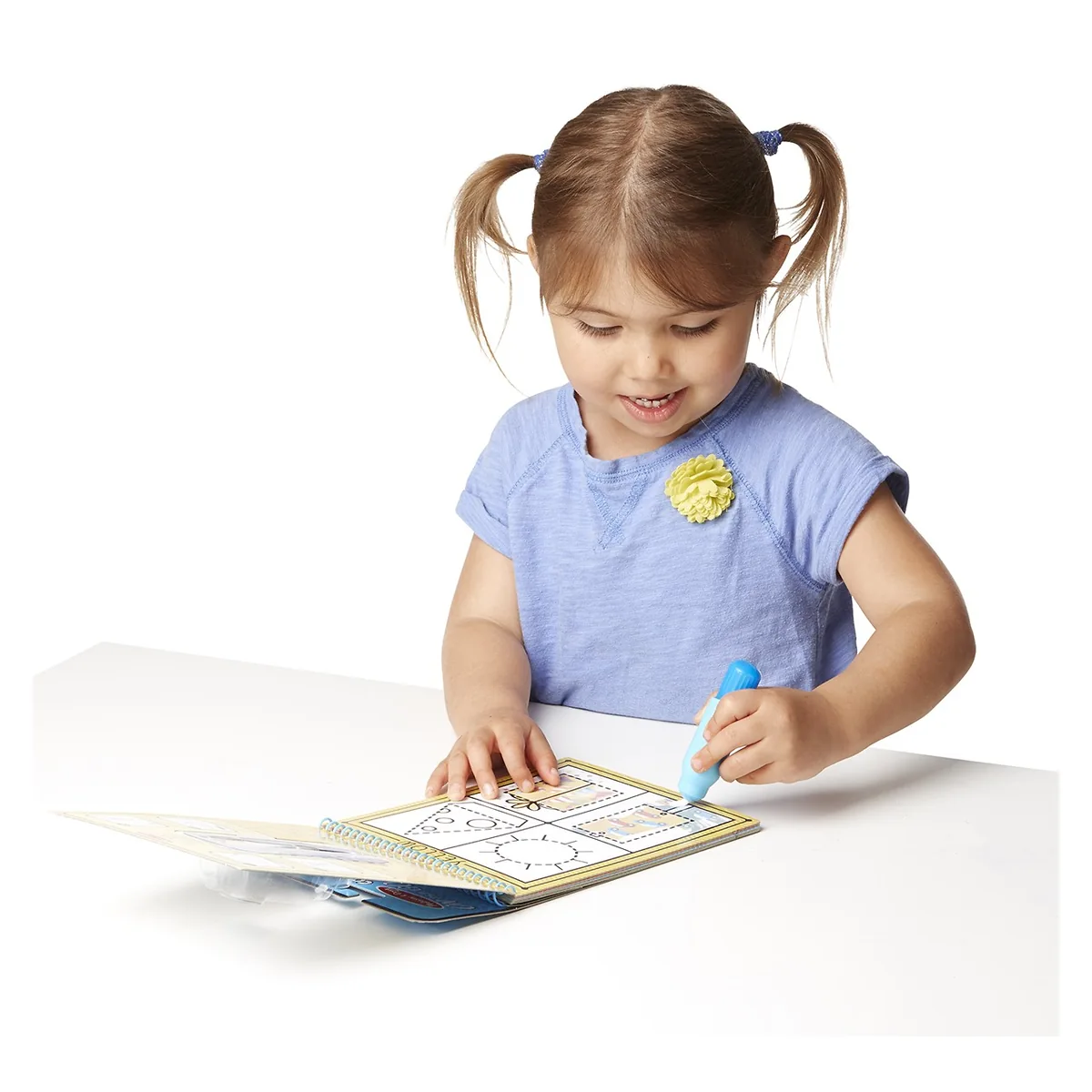 Carnet Apa magica Forme si culori - Melissa and Doug [2]