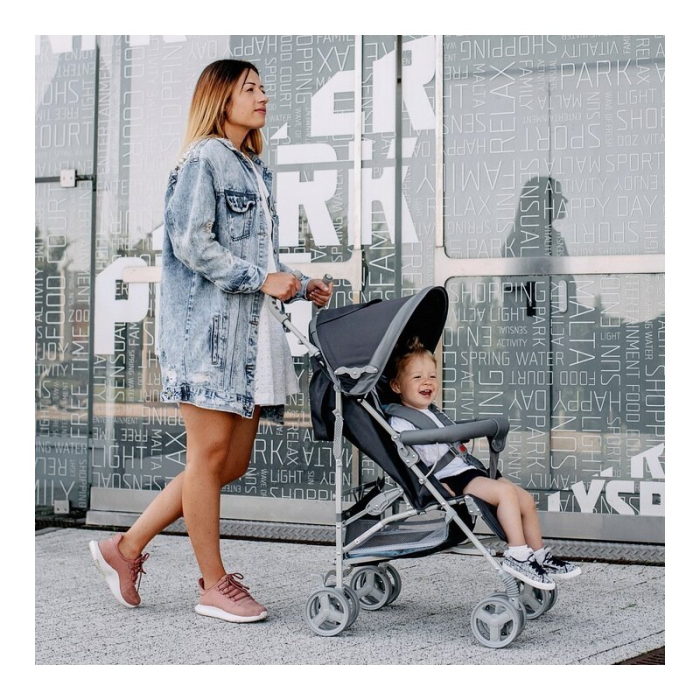 Lionelo - Carucior sport Elia Oslo, Cu husa de picioare, Cu plasa de tantari, Conform cu standardul european de securitate EN1888-1, Negru [7]