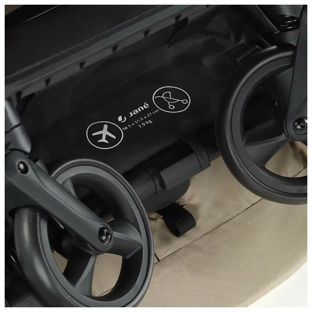 Carucior sport, Jane, Clap, Sistem compact de pliere care permite transportul caruciorului la bordul aeronavei, Cadru [18]