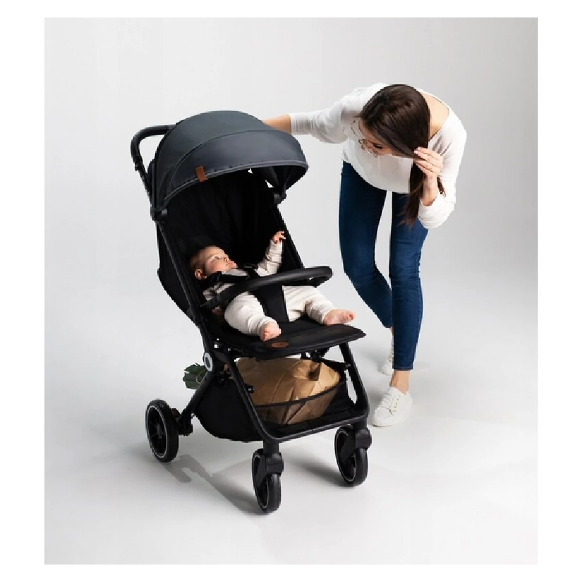 Carucior sport, Lionelo, Cloe, Cu accesorii, Pliere compacta pentru avion, cu o singura mana, 6 luni+, Gri [37]