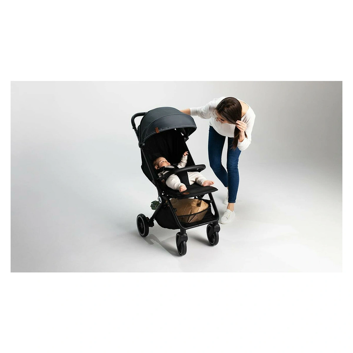 Carucior sport, Lionelo, Cloe, Cu accesorii, Pliere compacta pentru avion, cu o singura mana, 6 luni+, Verde Smarald [37]