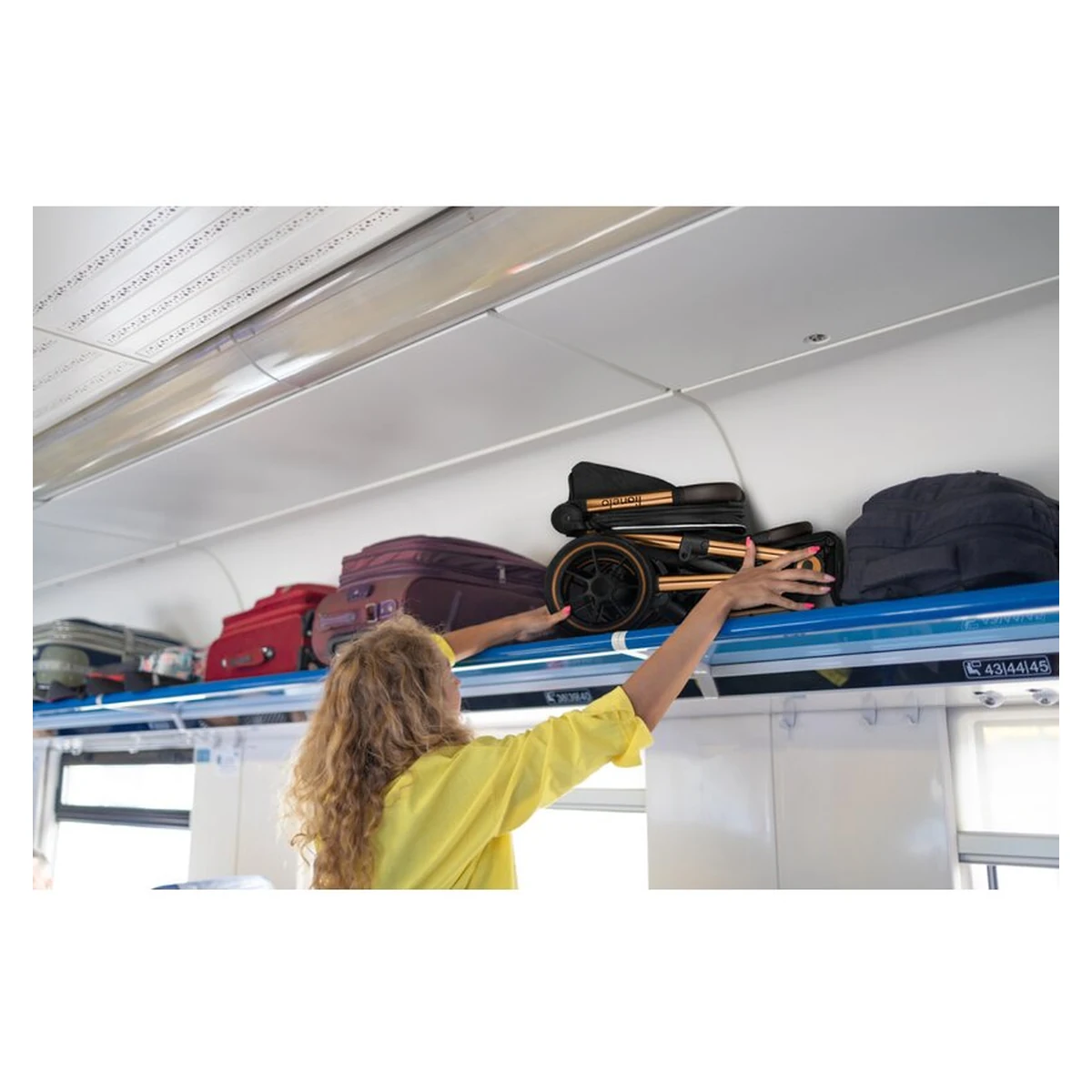 Carucior sport, Lionelo, Cloe, Golden Moments, Editie limitata, Cu accesorii, Pliere compacta pentru avion, 6 luni+, Negru [19]