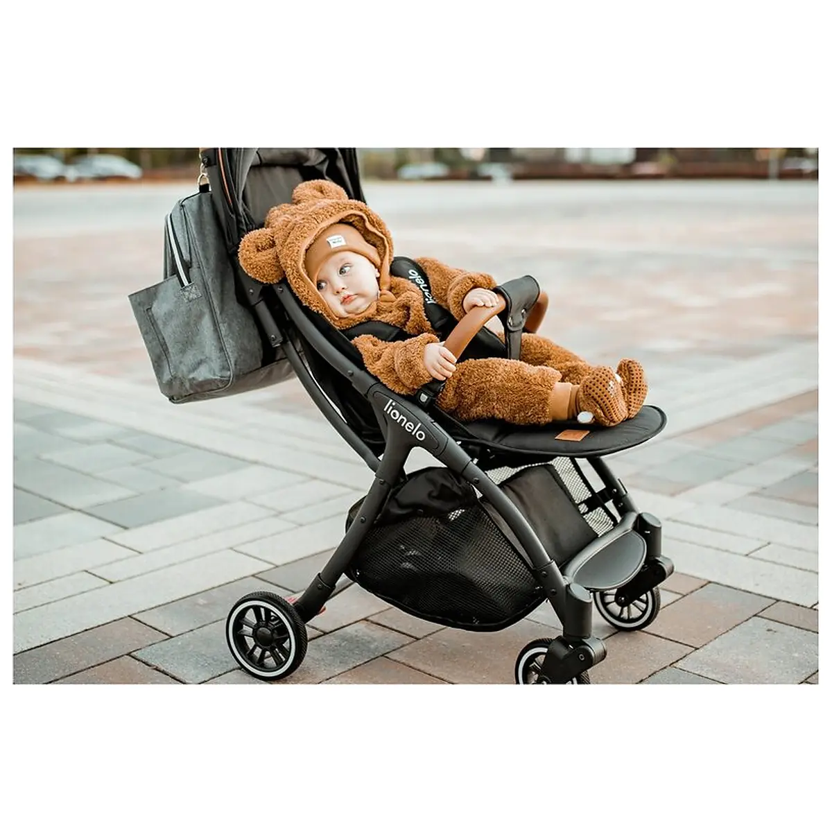 Carucior sport, Lionelo, Julie One, De la nastere, Greutate redusa, Cu accesorii, Cadru din aluminiu, 0-22 kg, Pliere [16]