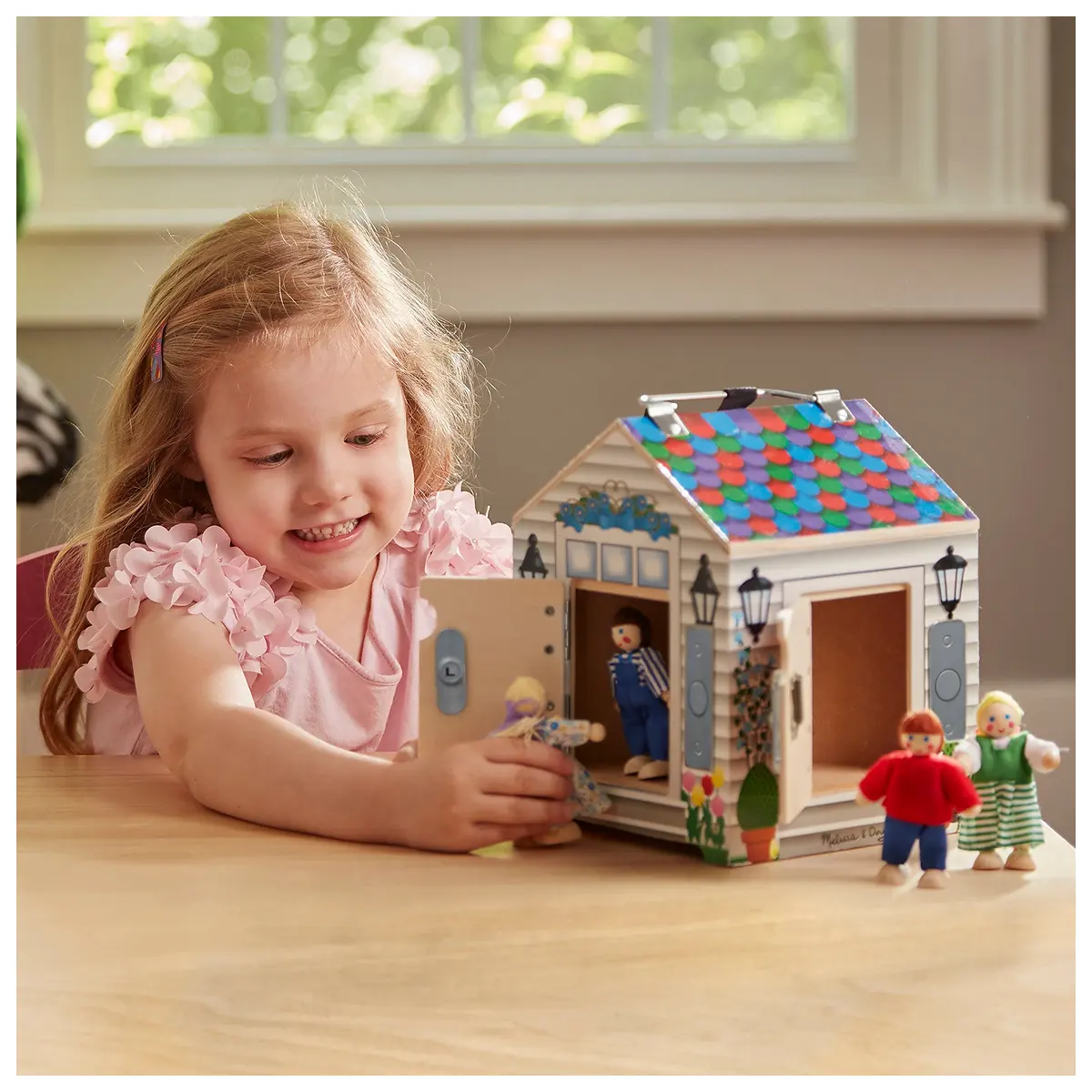 Casuta din lemn cu sonerie Melissa and Doug [6]
