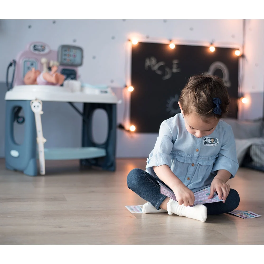 Centru de ingrijire pentru papusi Smoby Baby Care Center cu papusa si accesorii [24]