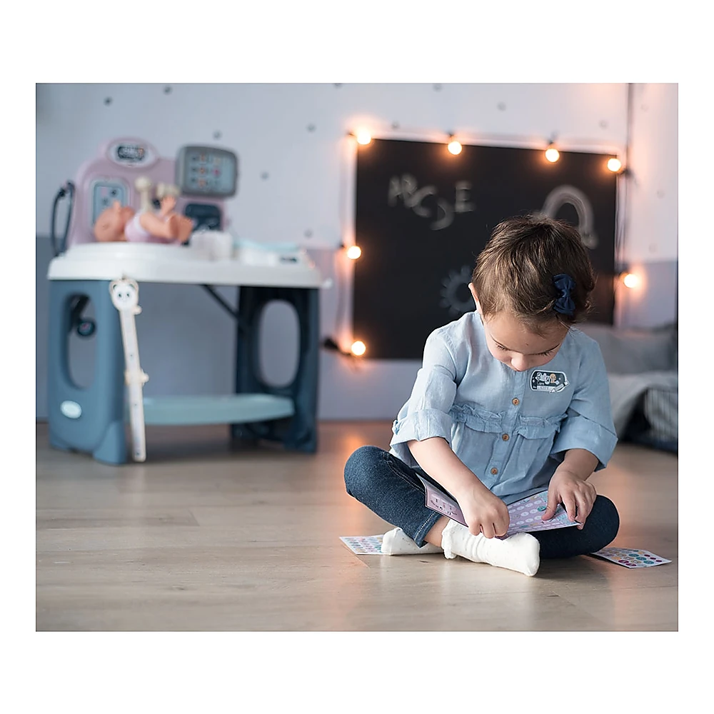Centru de ingrijire pentru papusi Smoby Baby Care Center cu papusa si accesorii [24]
