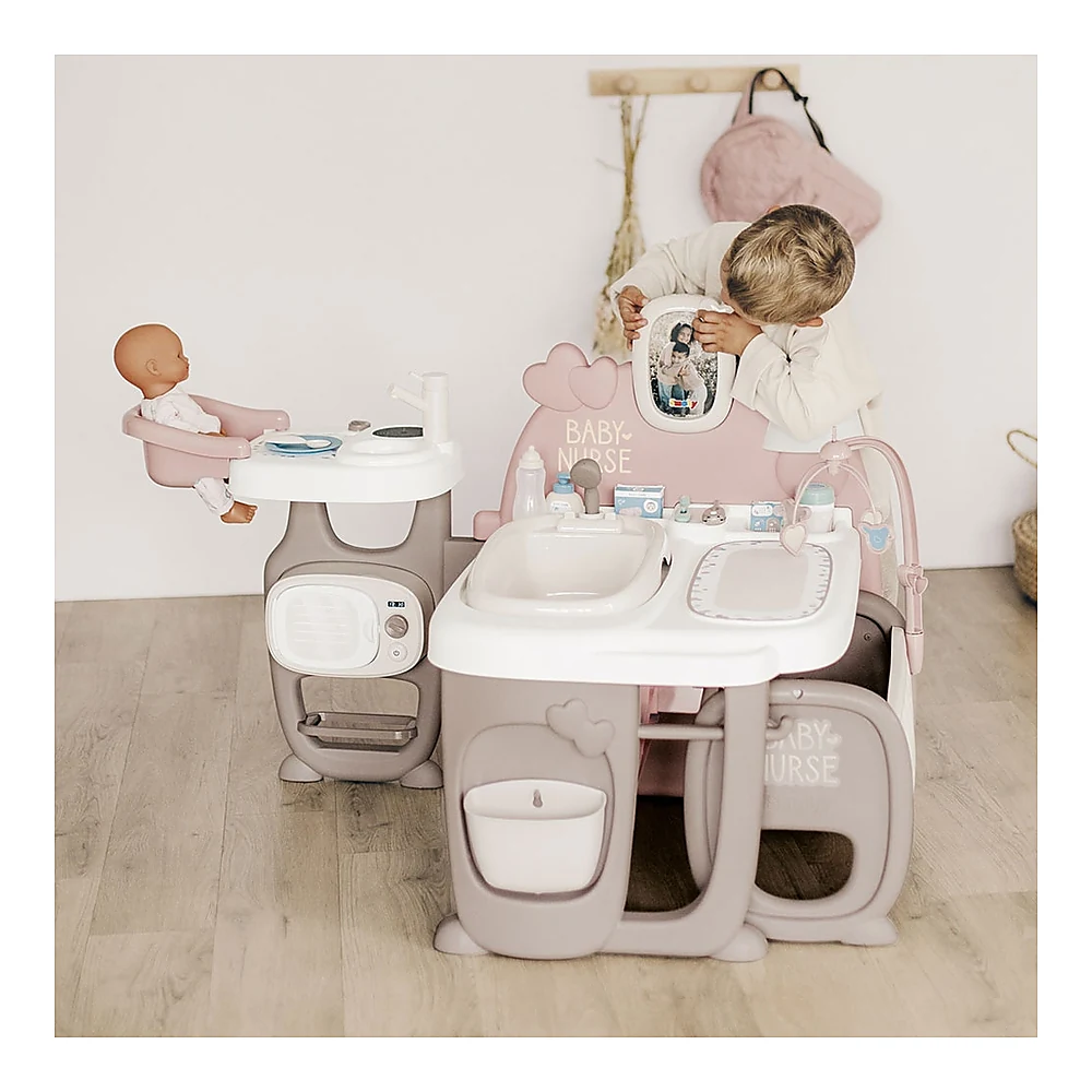 Centru de ingrijire pentru papusi Smoby Baby Nurse Doll`s Play Center maro cu 23 accesorii [7]