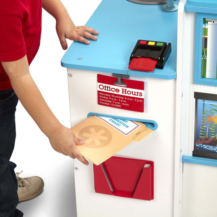 Centru de joaca din lemn La Doctor - Melissa & Doug [3]