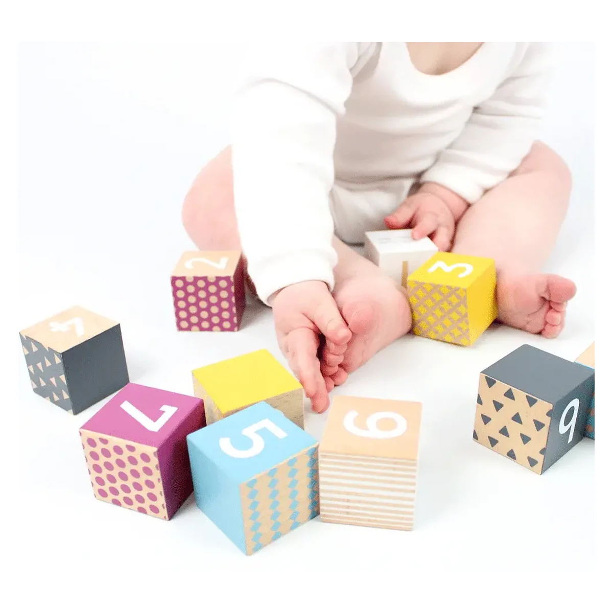 Cuburi lemn BIGJIGS Toys – Invat sa numar 6 luni+ [2]