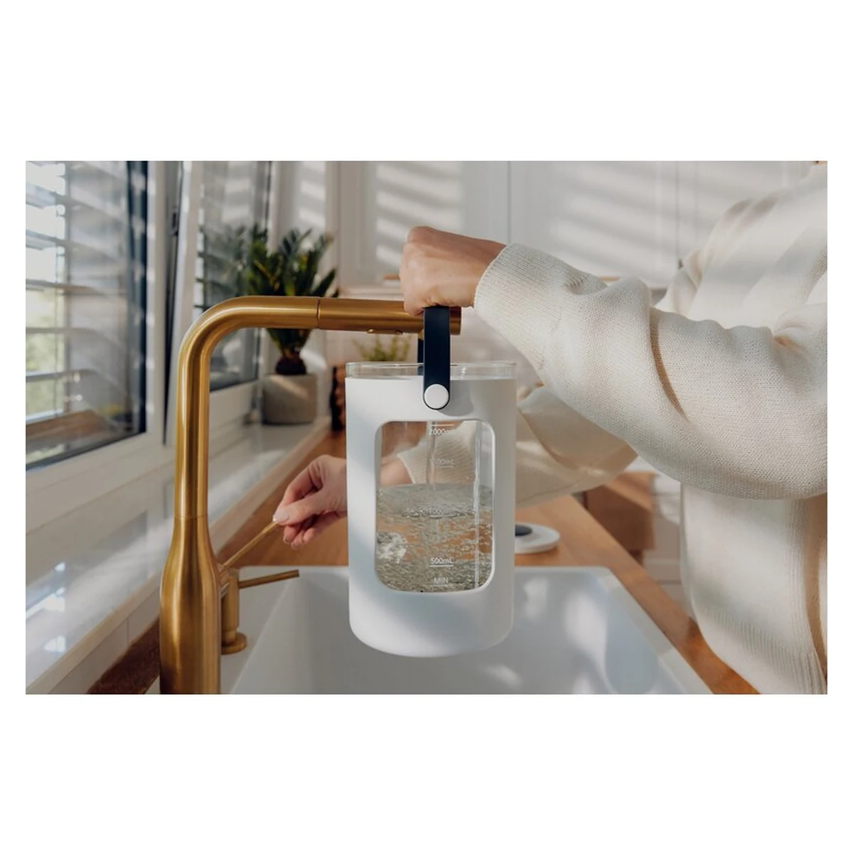 Espressor pentru lapte praf, Lionelo, Baby Presto, Alb [22]