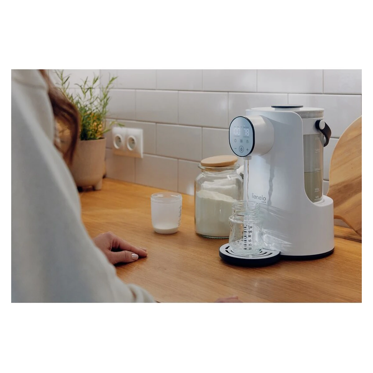 Espressor pentru lapte praf, Lionelo, Baby Presto, Alb [21]