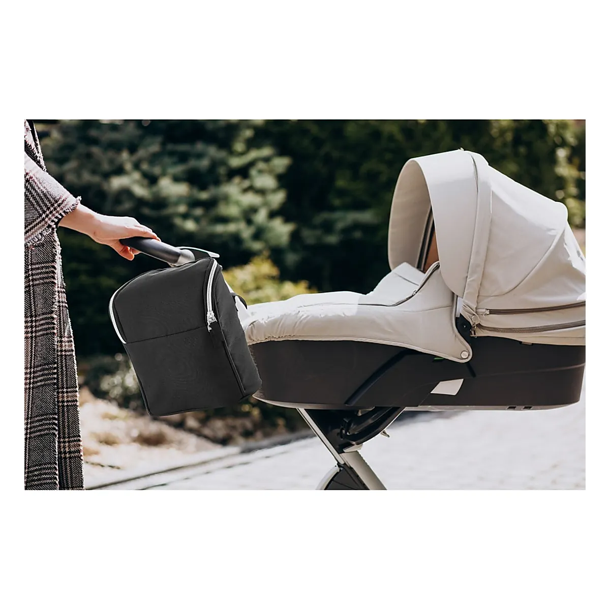 Geanta termoizolanta BabyJem Handy Travel Negru [3]