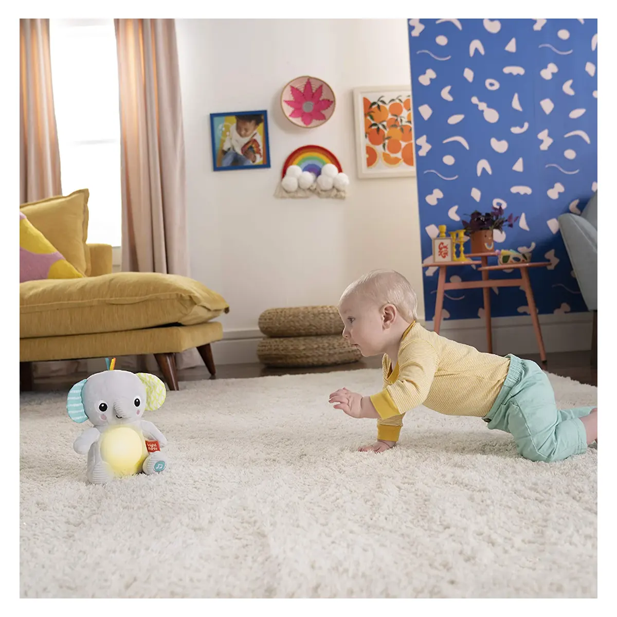 Jucarie interactiva Bright Starts, Hug a Bye Baby Elephant [6]