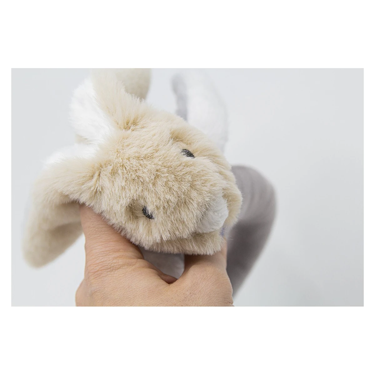 Jucarie zornaitoare bebelusi BabyJem, Iepuras din plus, 3 luni+, Maro [9]