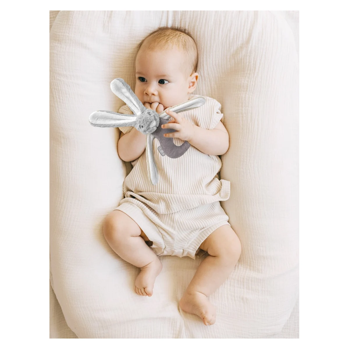 Jucarie zornaitoare bebelusi BabyJem, Iepuras din plus, 3 luni+, Maro [6]