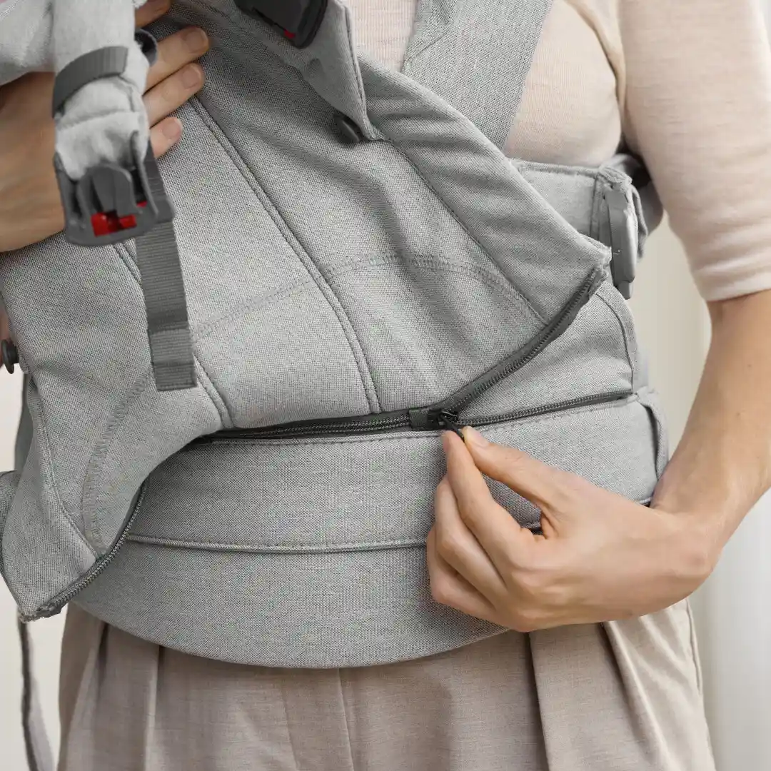 Marsupiu anatomic BabyBjorn, cu multiple pozitii de purtare, colectia Harmony, tesatura melange, Light Gray [7]
