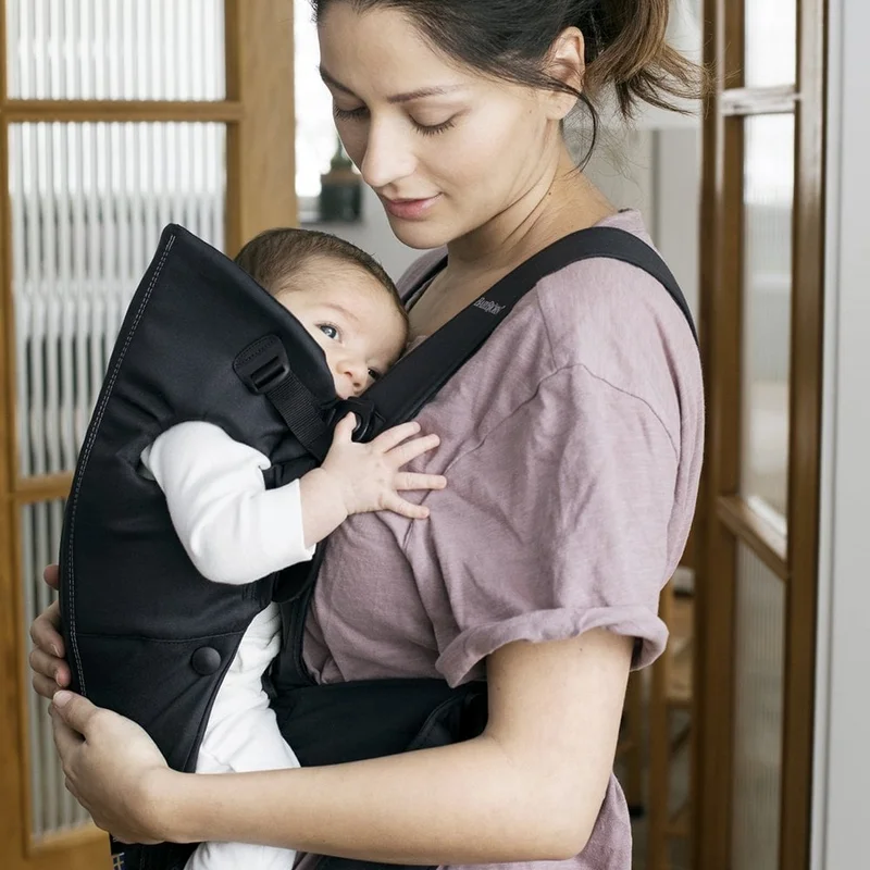 Marsupiu anatomic Mini BabyBjorn, cu pozitii multiple de purtare – Black, Bumbac [3]