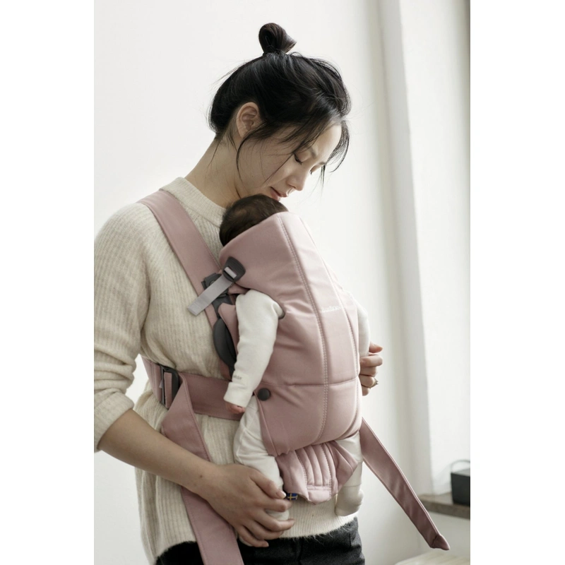 Marsupiu anatomic Mini BabyBjorn, cu pozitii multiple de purtare – Dusty Pink, Bumbac [3]