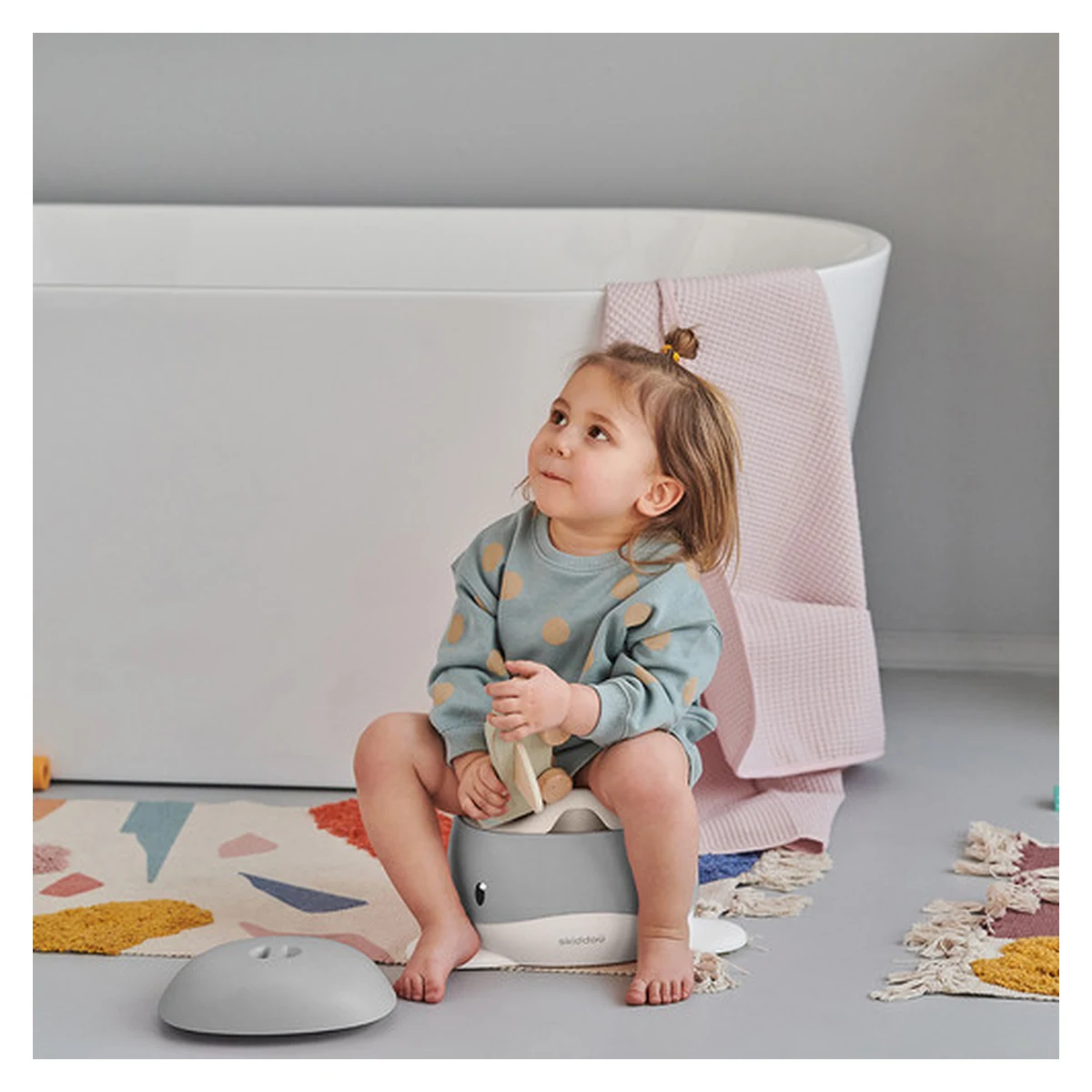 Olita pentru copii, Pottili, Skiddou, balenuta, cu capac, Evening shadow, Gri [6]