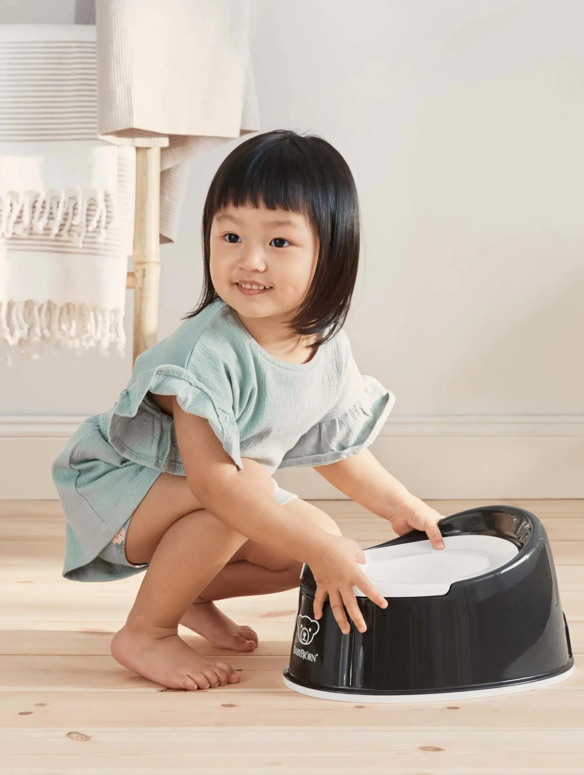 Olita Smart Black/White [6]