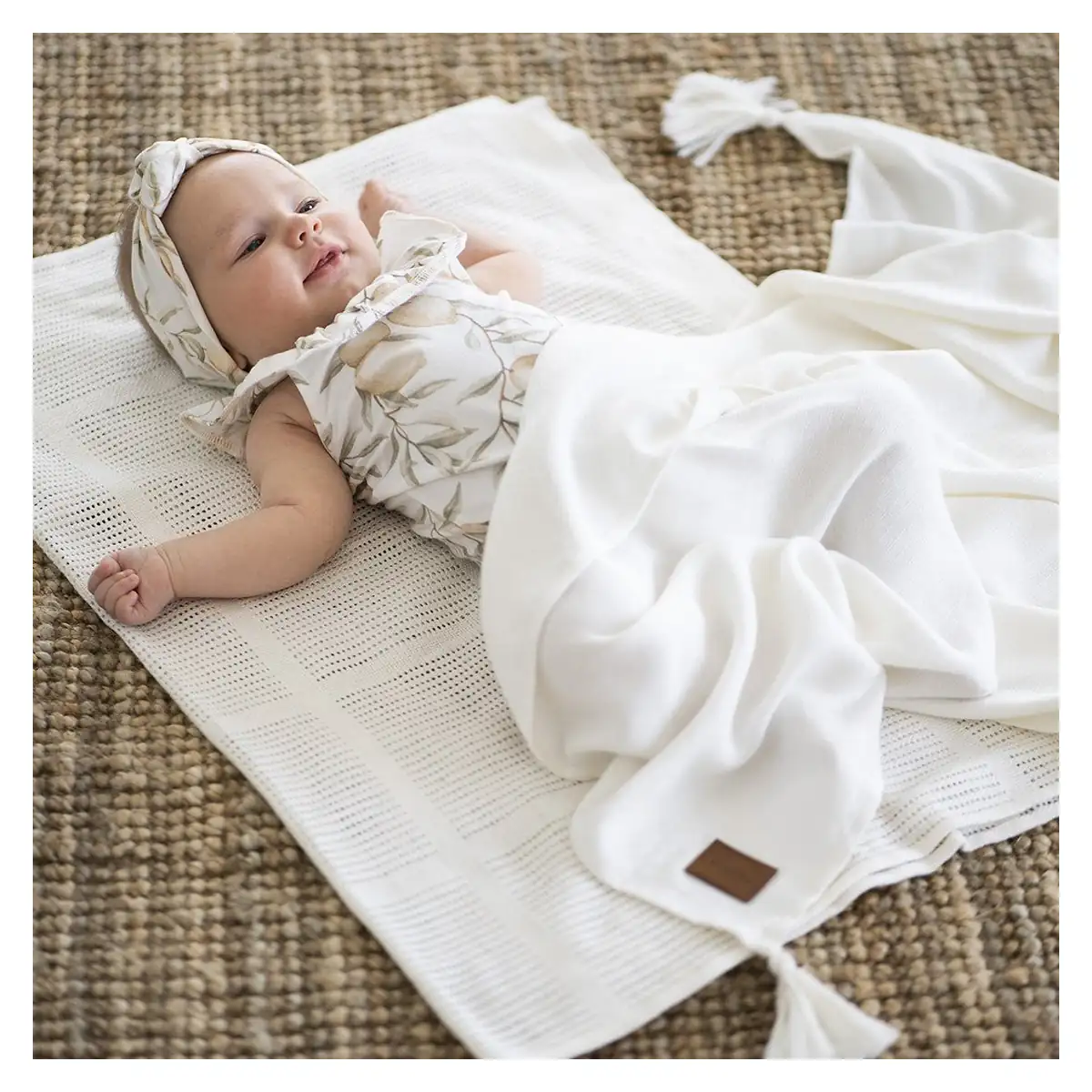 Paturica nou nascut Skiddou, 100% vascoza de bambus, Crem, 80x100cm [11]