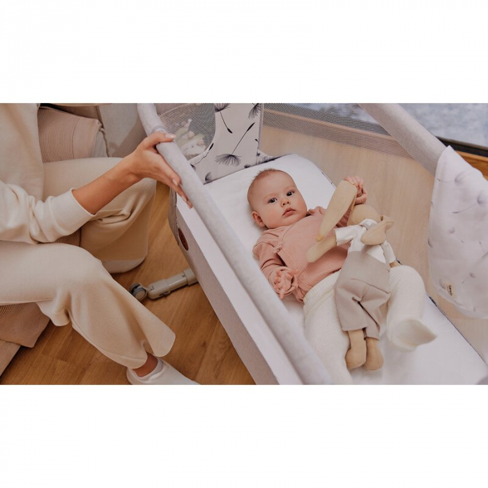 Patut co-sleeper, Lionelo, Aurora, 3 in 1, functie leganare, Include saltea si geanta transport, 5 pozitii pe inaltime, Pana la 9 kg, Beige Cappuccino [42]