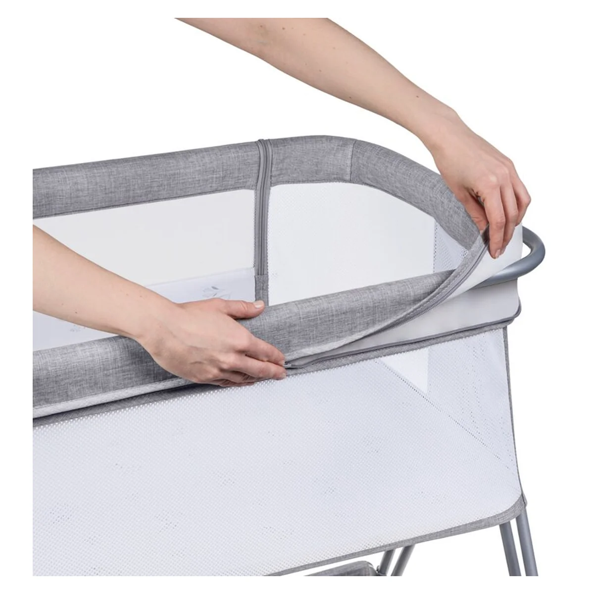 Patut co-sleeper Luna, 2 in 1, Cu laterala culisanta, Cu roti, Gri deschis [16]