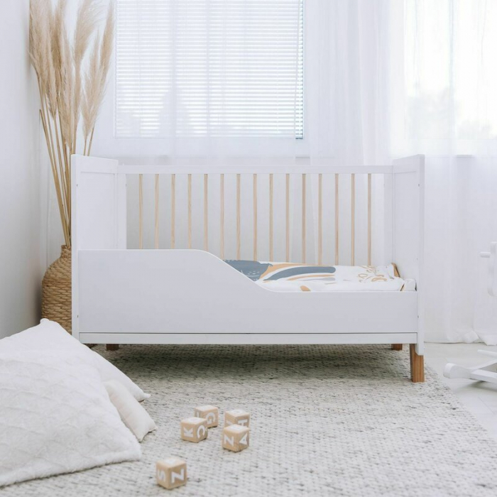 Patut din lemn bebe, 120x60 cm, Transformabil, Cu bariera de siguranta, White, FreeON, Ava [10]