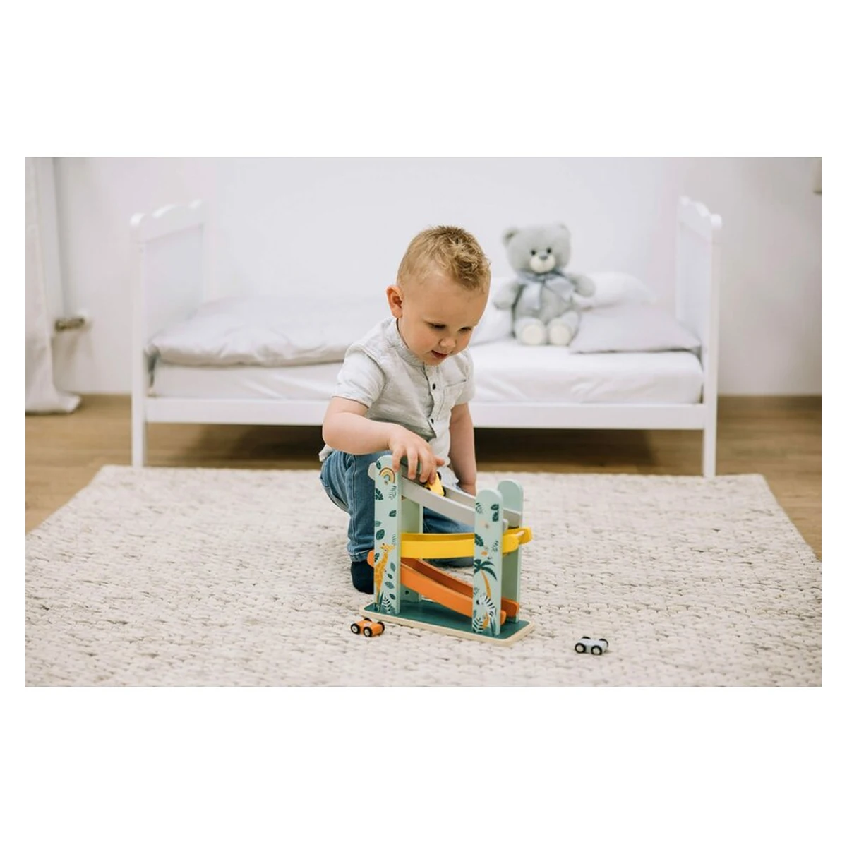 Pista de masini, Din lemn, Cu 3 masinute incluse, 26.9 x 23.6 x 7 cm [6]