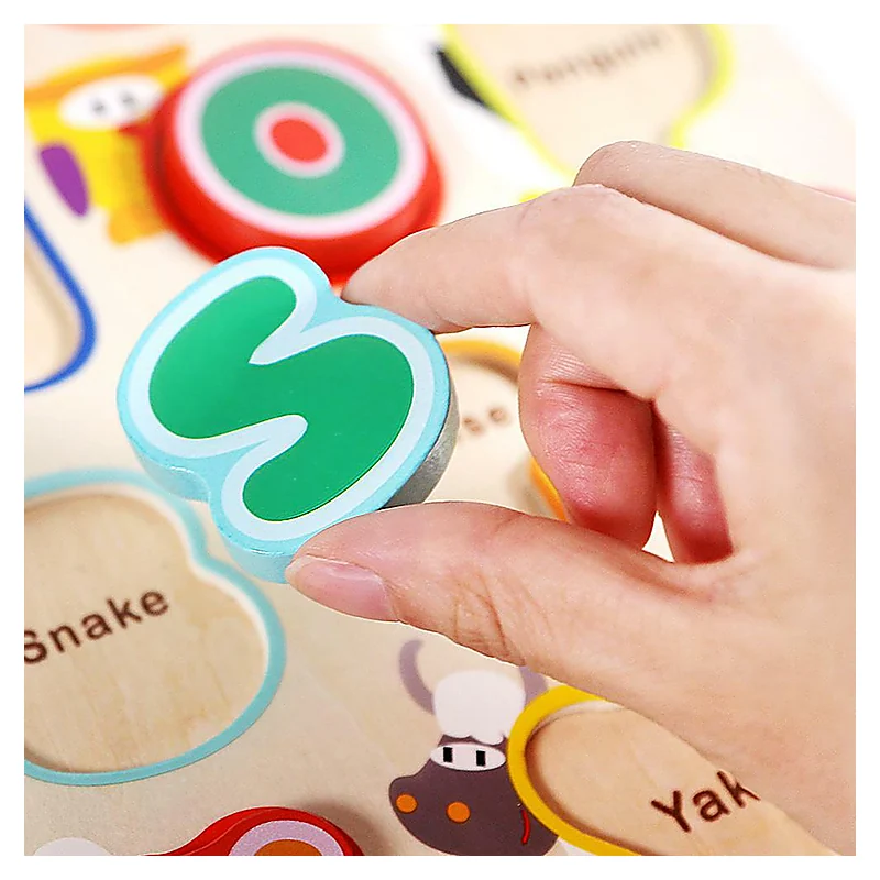 Puzzle din lemn - Litere si animalute [5]