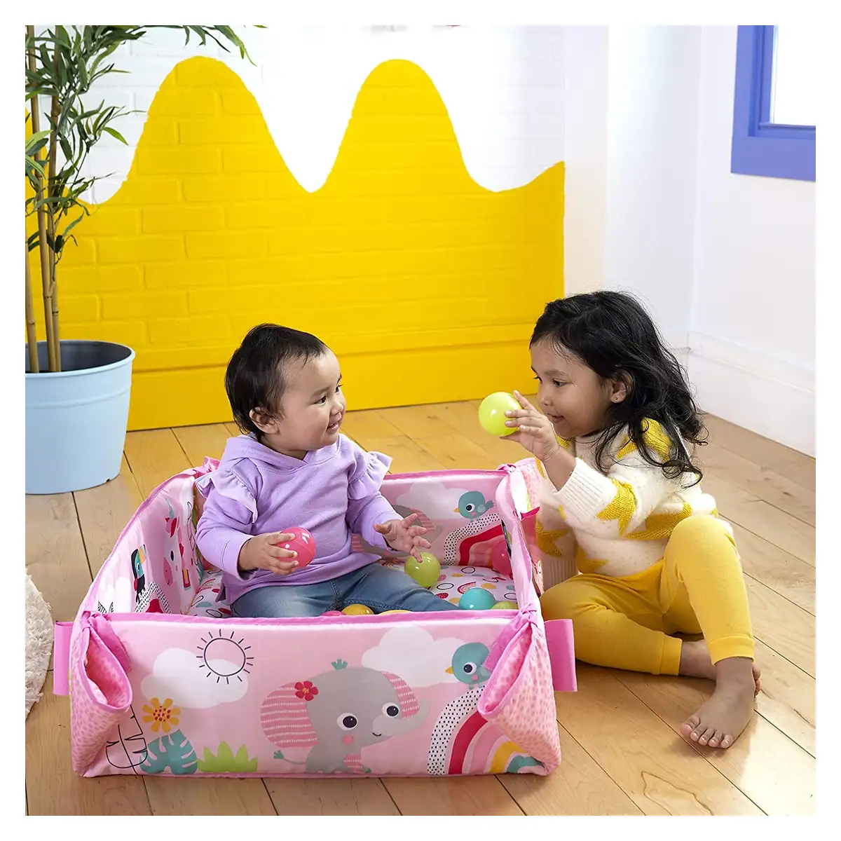 Salteluta de activitati 5 in 1 Gym & Ball Pit Rainbow Tropics [11]