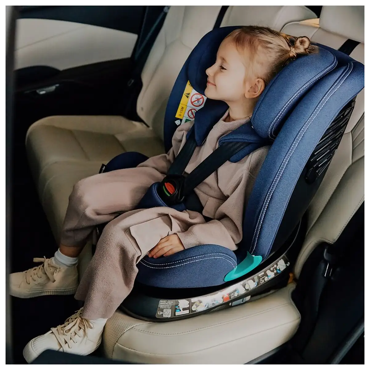 Scaun auto, Lionelo, Bastiaan One i-Size, 4 in 1, Protectie laterala, Cu spatar inclinabil in 4 pozitii, Cu tetiera [23]