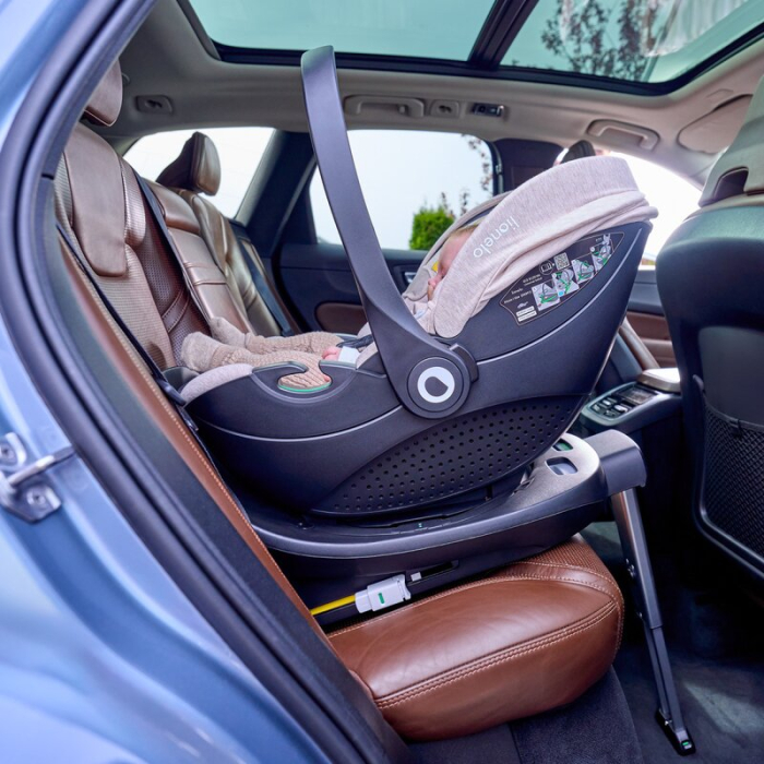 Scoica auto, Lionelo, Moxie, i-Size, Include baza rotativa 360 cu picior de fixare, 40-87 cm, Tetiera reglabila, intarita cu spuma de memorie, Carcasa ventilata, Din bambus, Protectie avansata, Confor [25]