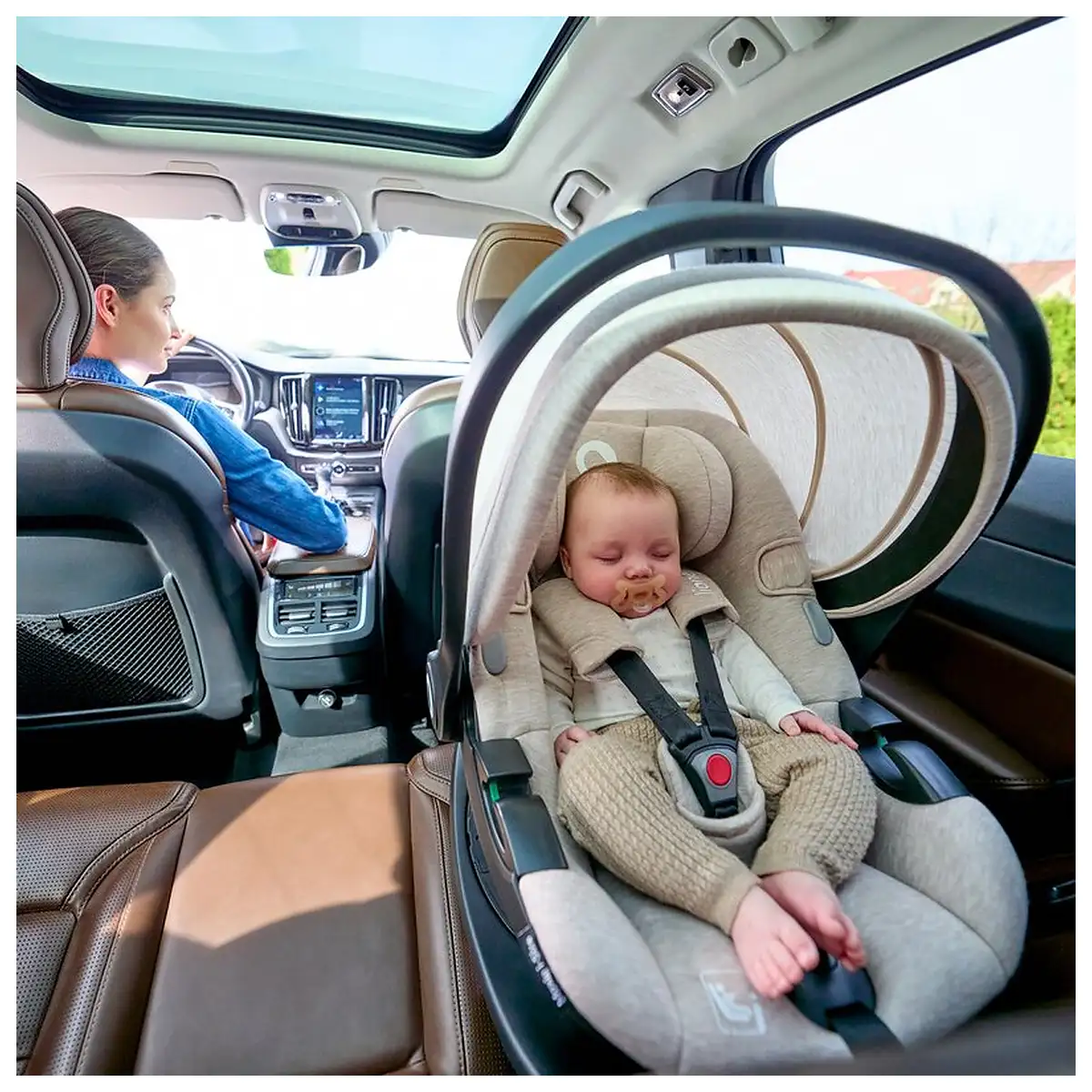 Scoica auto, Lionelo, Moxie, i-Size, Include baza rotativa 360 cu picior de fixare, 40-87 cm, Tetiera reglabila, [24]