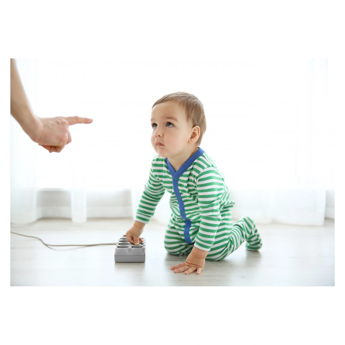 Set 26 protectii pentru mobilier BabyJem Home Safety Kit [3]