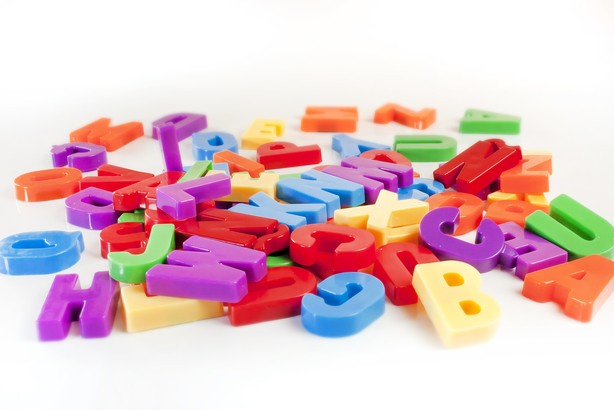 Set 66 litere mari magnetice - Miniland [2]