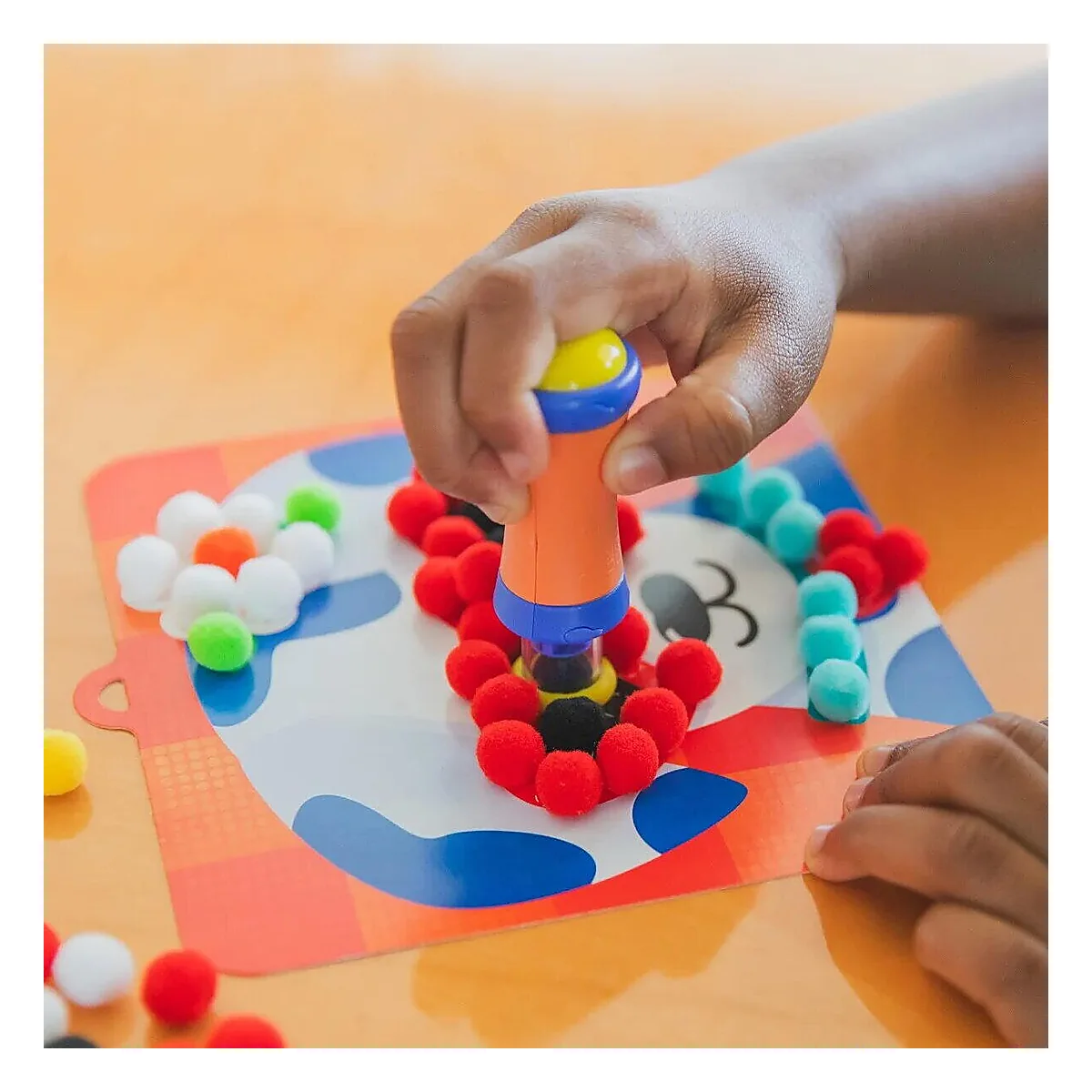 Set creativ cu pompoane - Imbraca animalutele [9]