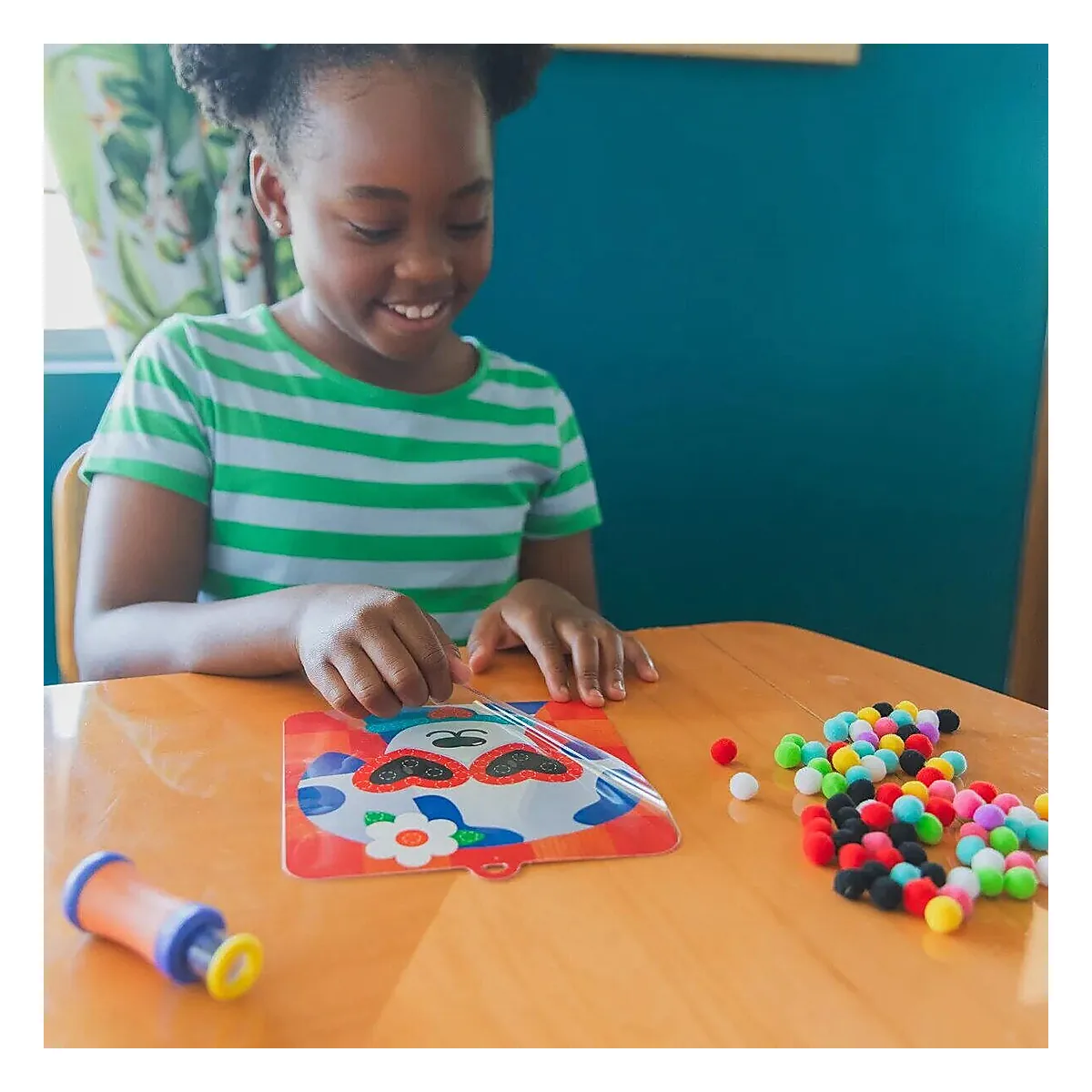 Set creativ cu pompoane - Imbraca animalutele [10]